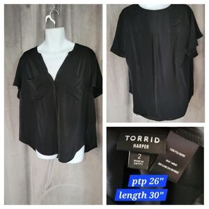 Torrid Size 2 blouse